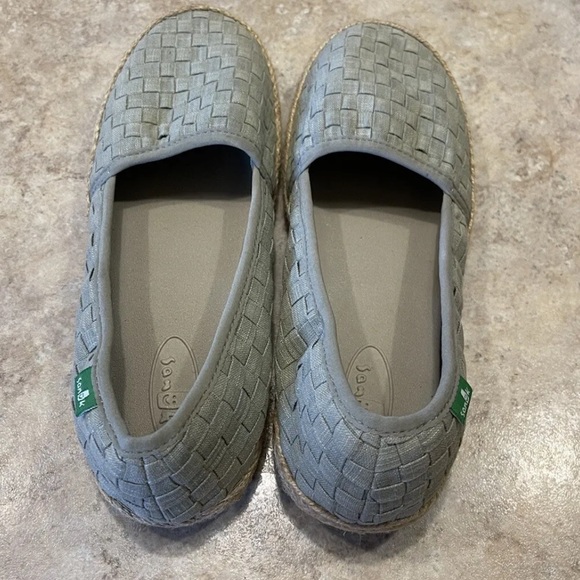 SANUK OLIVE KHAKI BASKET CASE SLIP ON COMFORT FLATS SHOES WOMEN’S SIZE 7 - Picture 3 of 5
